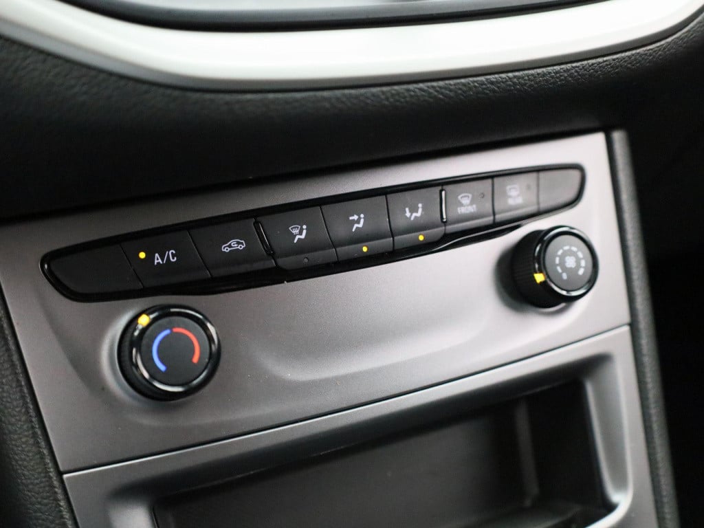 Opel Astra 1.2 business edition | navigatie | apple carplay / android auto 