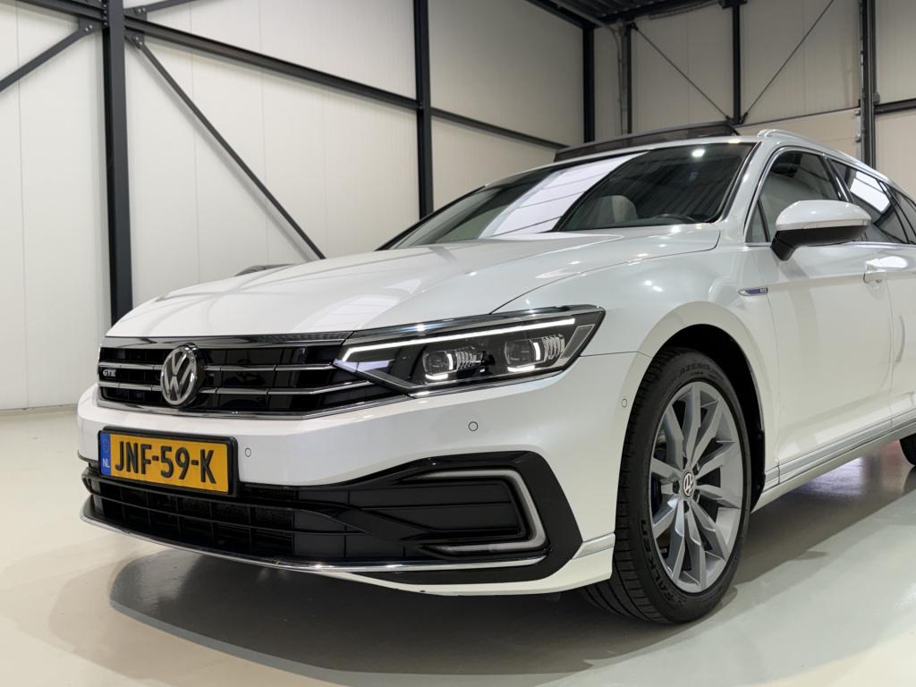 Volkswagen Passat variant 1.4 tsi phev gte 218pk | pano dak | head up | tre