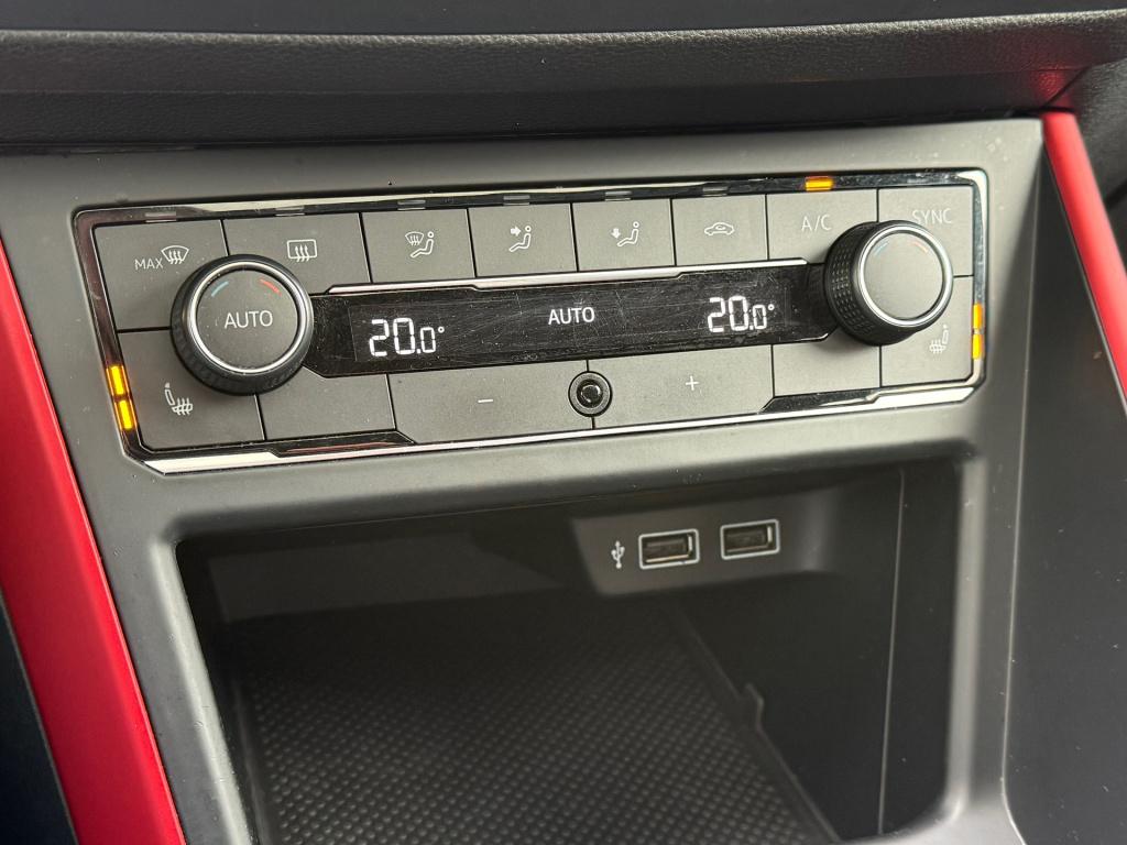 Volkswagen Polo 2.0 tsi gti dsg