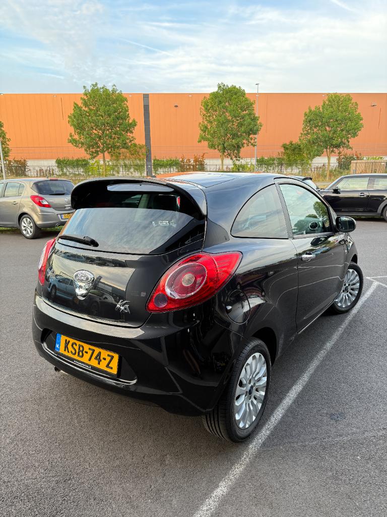 Ford KA 1.2 titanium - full option - lage kmstand