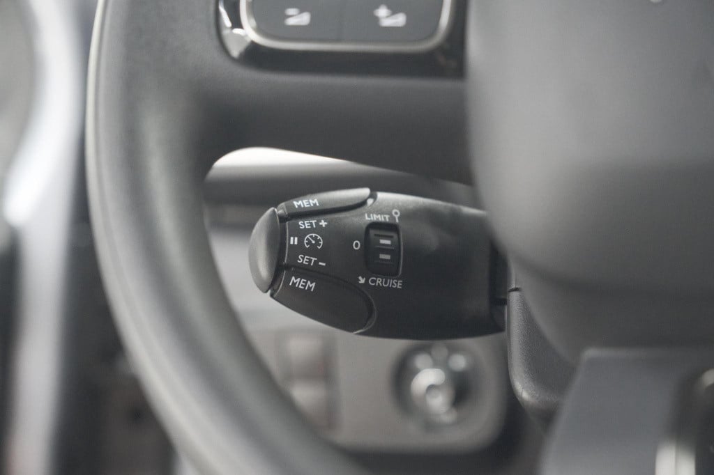 Citroen C3 puretech 110 eat6 max | apple carplay | parkeersensoren | climat