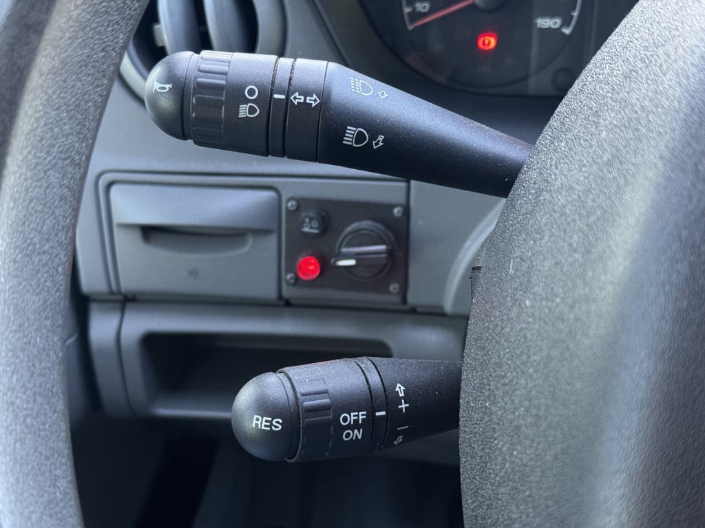 Iveco Daily 40c17 be open laadbak kipper | 5660kg laadverm. | dubbel lucht 