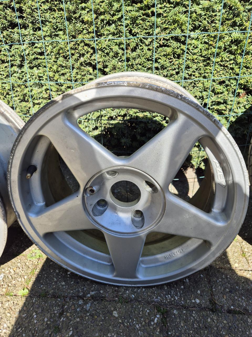 AZEV lichtmetalen velgen te Koop