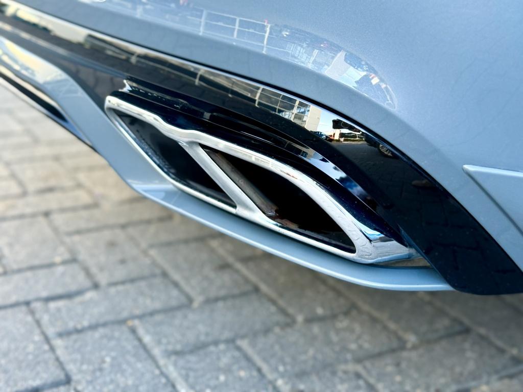 Volvo V60 t6 398pk recharge r-design| panodak| adap.cruise| 360camera| sty