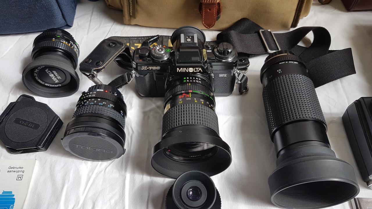 Minolta X 700 camera met zeer uitgebreide uitrusting