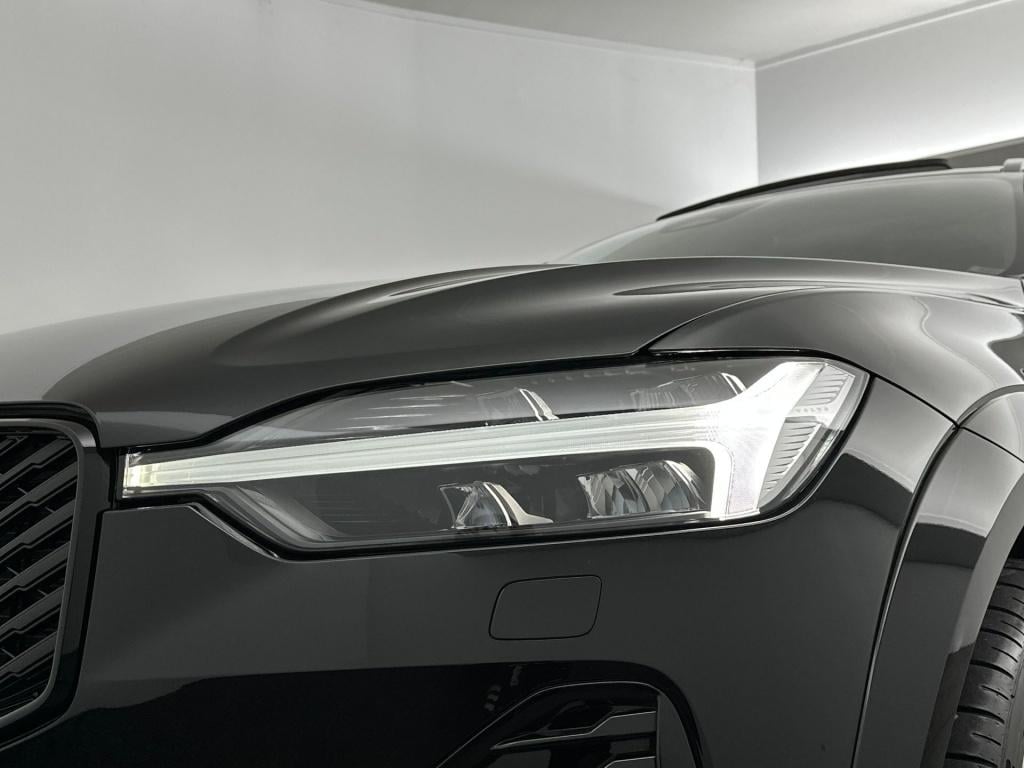 Volvo XC60 polestar engineered recharge plug-in hybrid awd