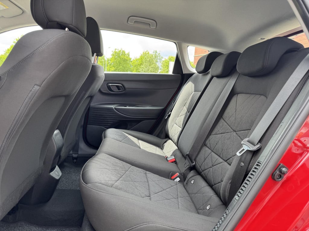 Hyundai Bayon 1.0 t-gdi comfort smart automaat | navigatie full-map | camer