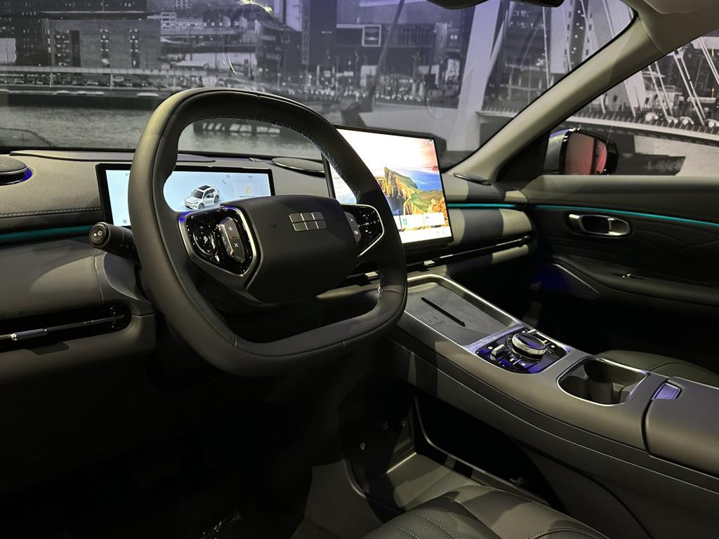 Geely Starray Em-i 1.5 max+ *pano*360camera*leer*