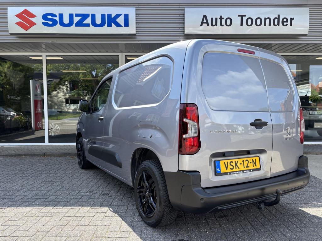 Peugeot Partner 1.5 bluehdi 100 s&s l1 / trekhaak / navigatie / parkeersens
