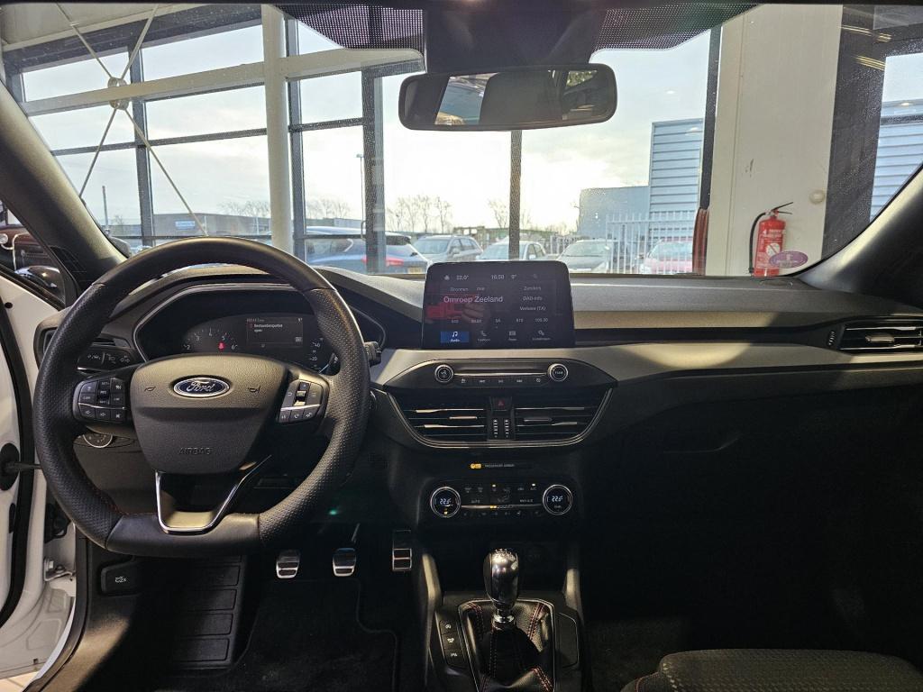 Ford Focus wagon 1.0 ecoboost hybrid st line x