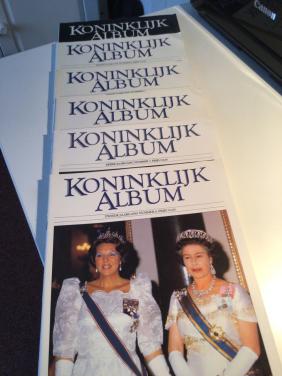Verzamel Albums Koninklijk Huis