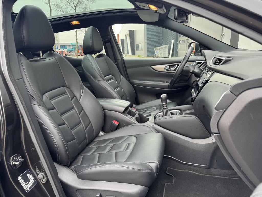 Nissan Qashqai 1.2 tekna + incl. trekhaak!