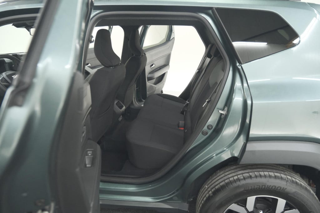 Dacia Duster mild hybrid 130 extreme | camera | apple carplay | parkeersens