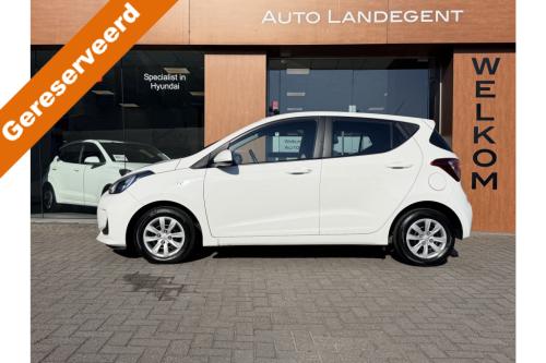 Hyundai I 10 1.0i go! 2017 | carplay | nav | radio | bluetooth | climate co