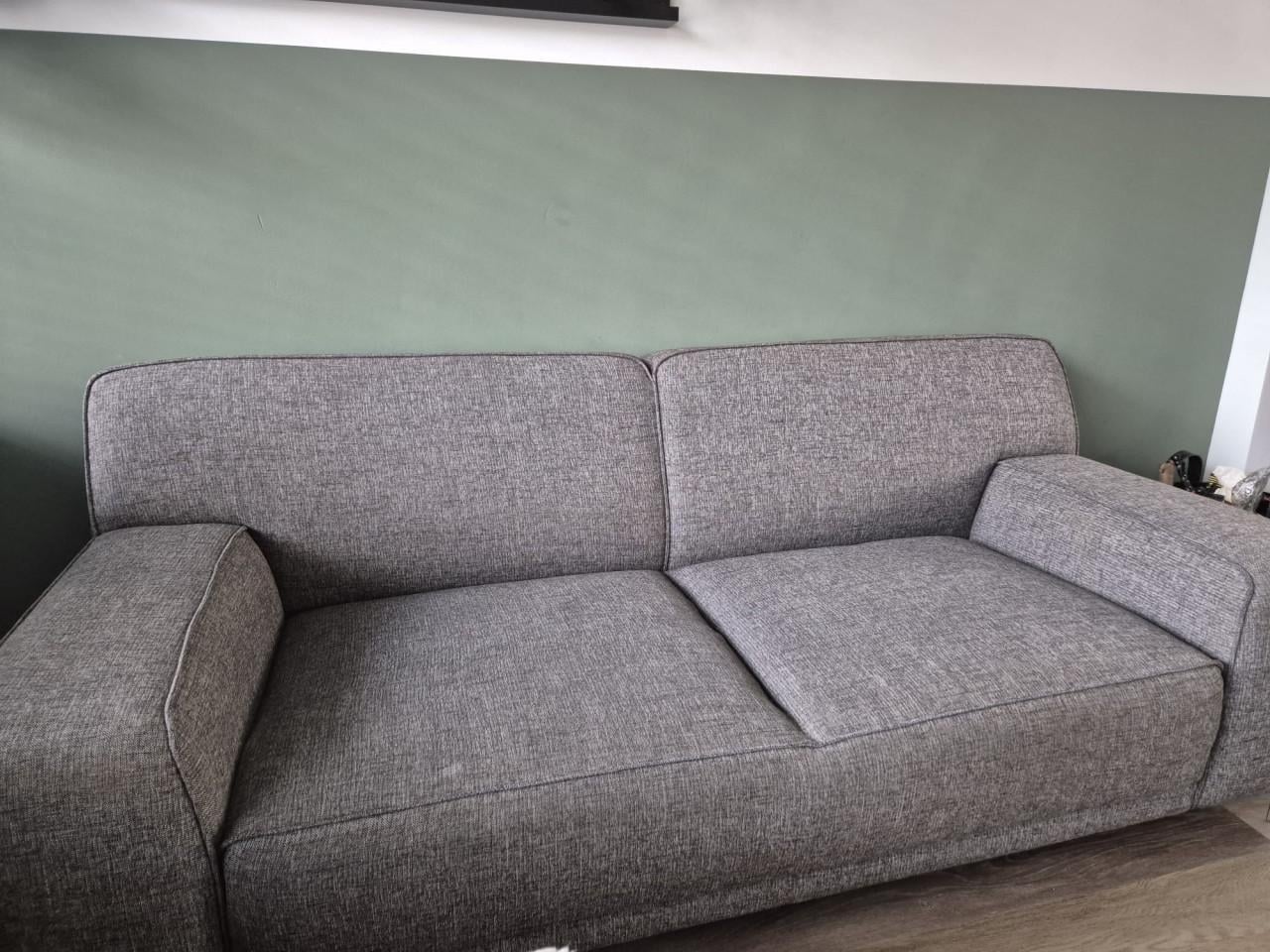 Bank en stoelen te koop. Incl. hocker