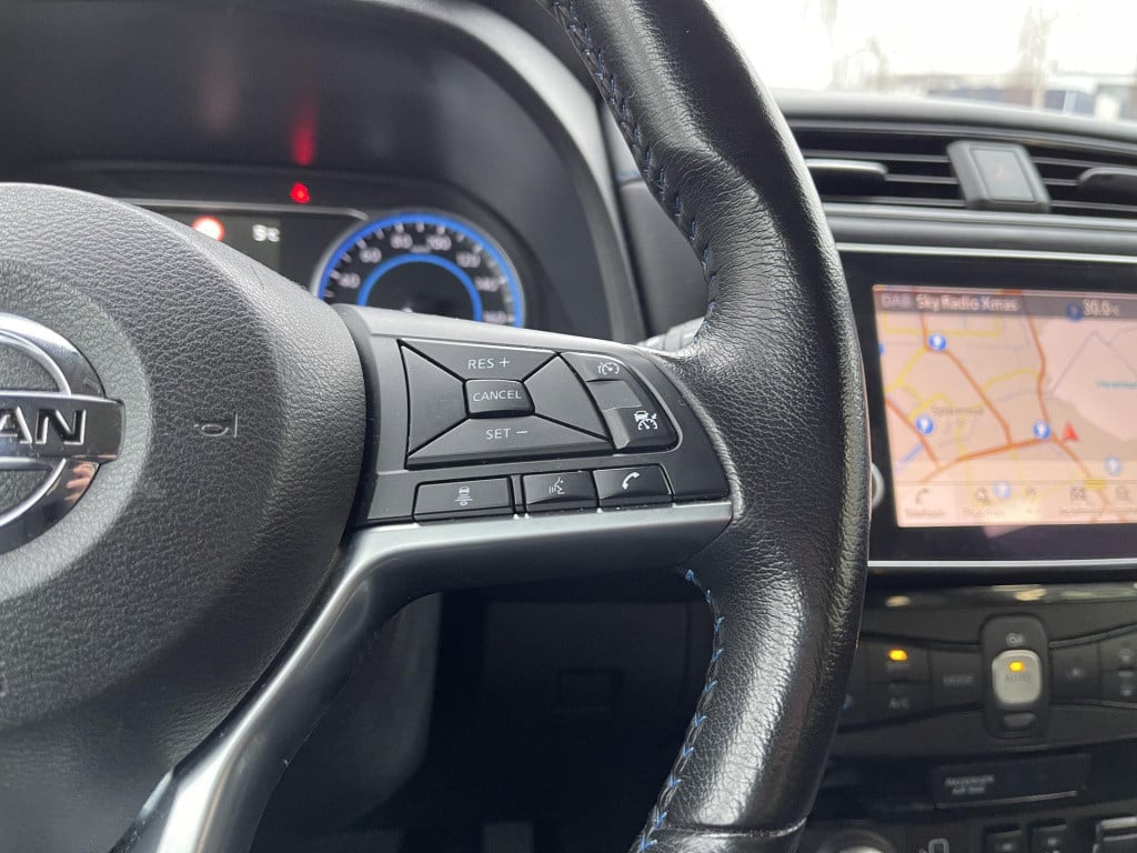 Nissan Leaf n-connecta 40 kwh | navigatie | 360° camera | apple carplay/and