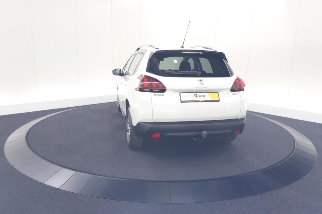 Peugeot 2008 puretech 110 blue lion | trekhaak | apple carplay | panoramada