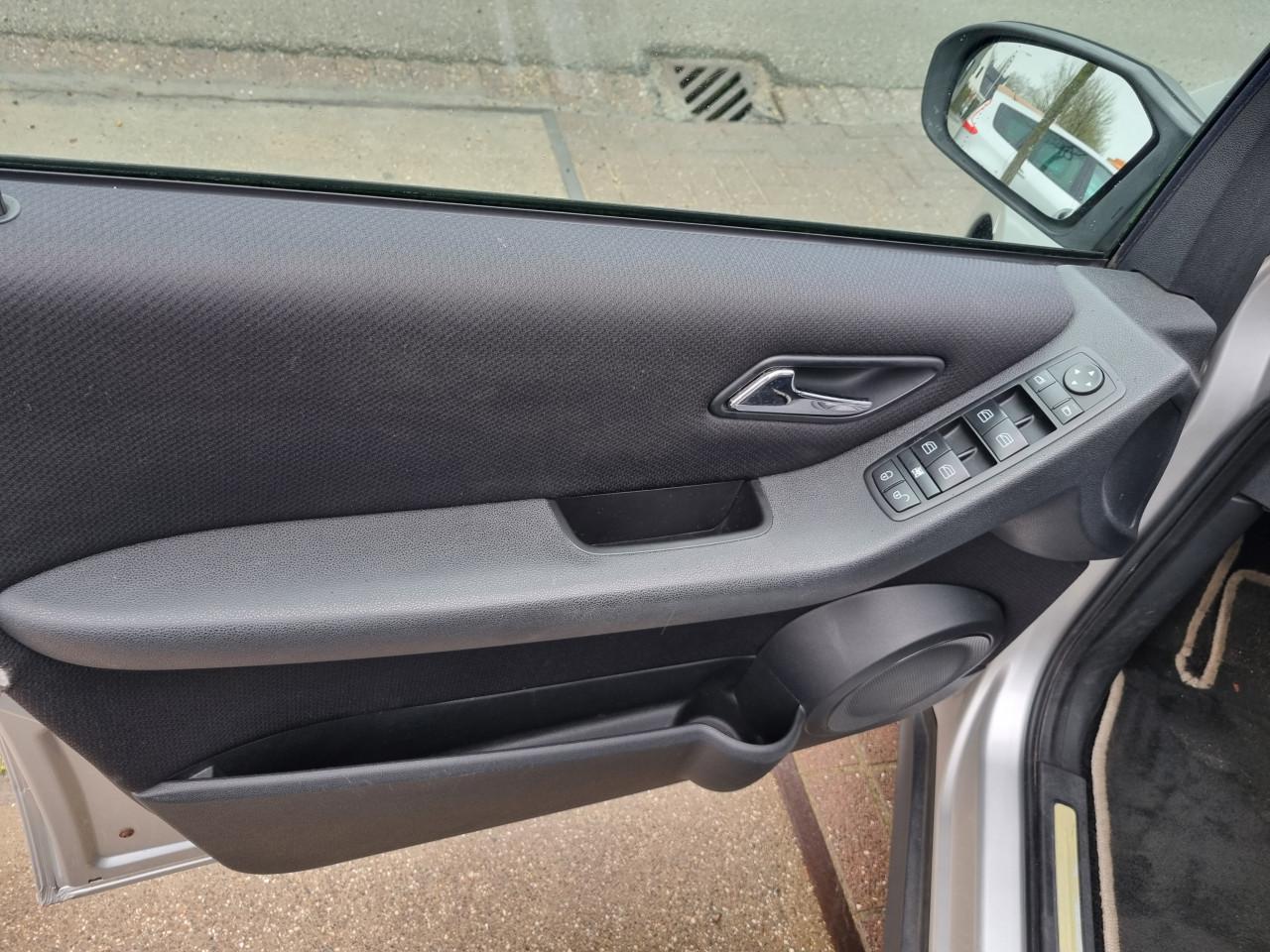 Mercedes-Benz A-klasse 170 Classic | Luxe uitvoering!