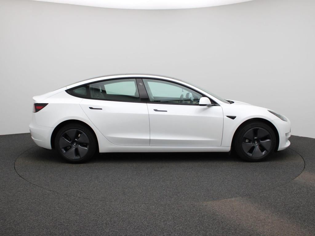 Tesla Model 3 long range rwd 75 kwh | trekhaak | warmtepomp | automaat | pa