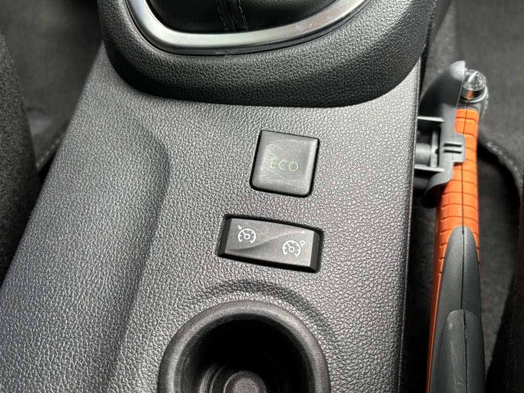 Renault Captur 0.9 tce intens | navigatie | camera | dodehoek detectie | le