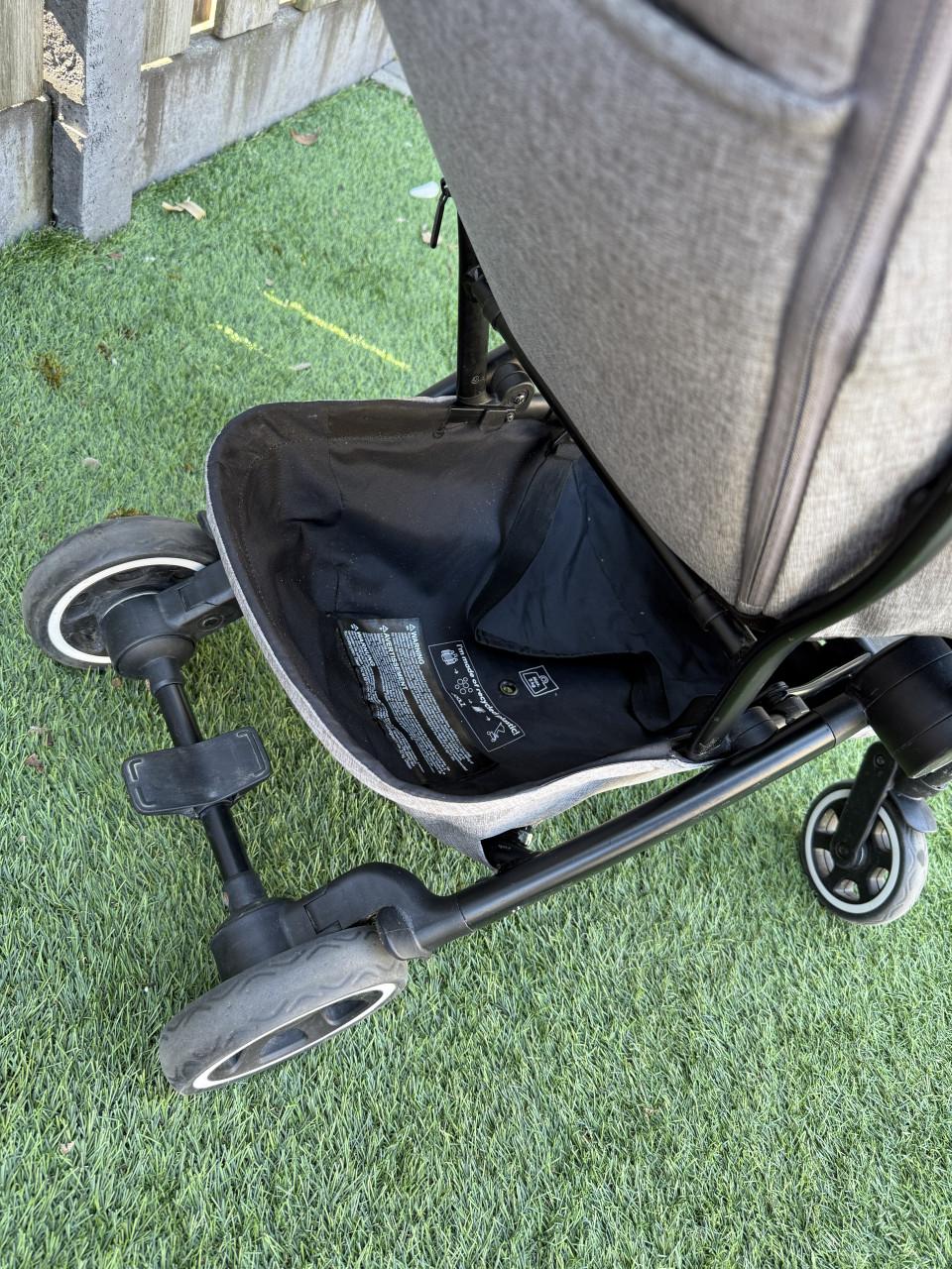 Joolz Aer + delightful grey buggy