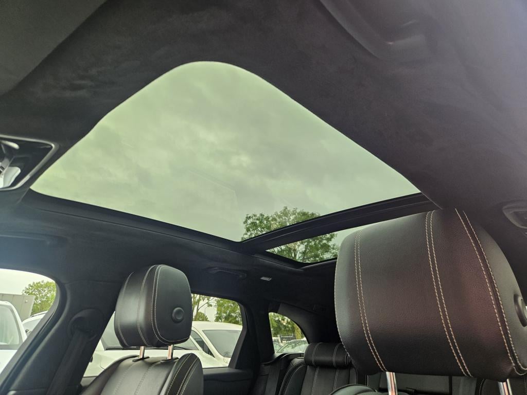 Land Rover Range Rover Velar 3.0 v6 awd r-dynamic se | pano | stoelkoeling/