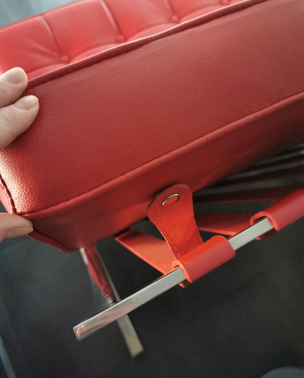 Barcelona Chair, replica