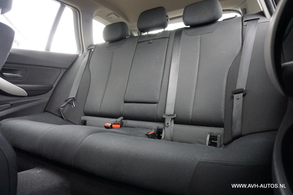 BMW 3-serie touring 318d executive