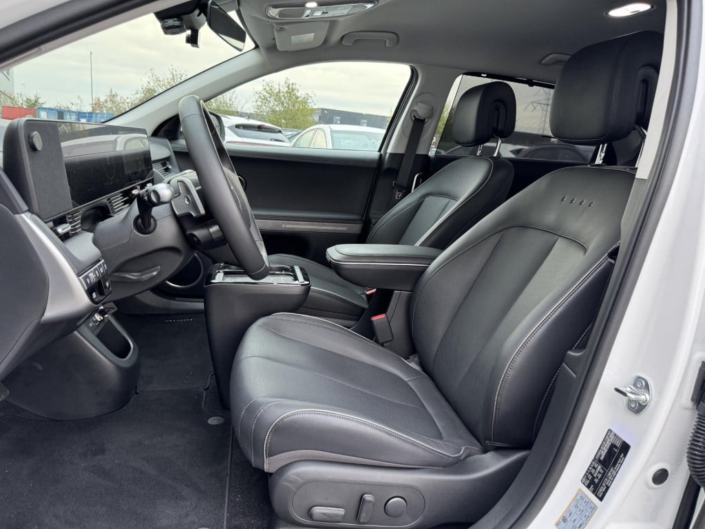 Hyundai Ioniq 5 connect+ 84 kwh 20'' velgen + afneembare trekhaak!