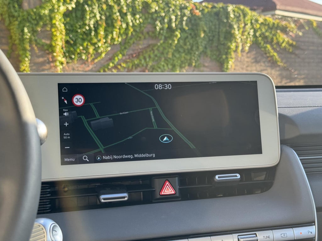 Hyundai Ioniq 5 connect+ 77.4 kwh + trekhaak!