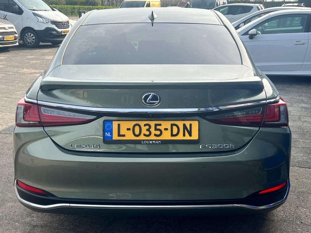 Lexus Es 300h luxury line , elektrisch panodak enz..