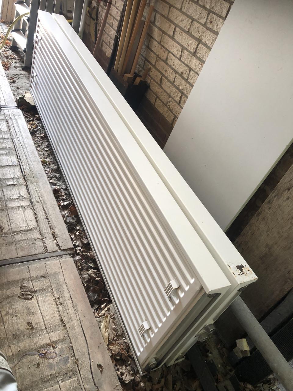 VASCO VERTICALE RADIATOR