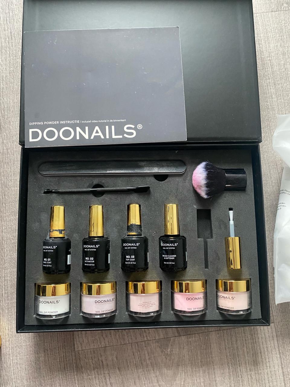 Doonails en glowdip dippowder set compleet