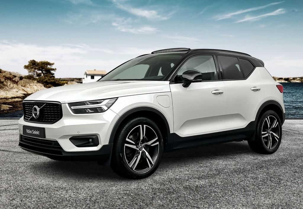 Volvo XC40 t4 211pk recharge r-design| pano| 360camera| adap.cruise|