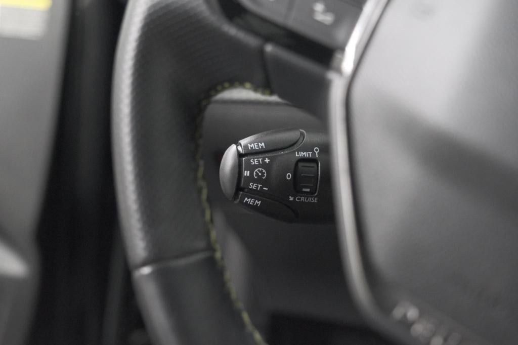 Peugeot 208 puretech 100 gt | camera | apple carplay | parkeersensoren | na