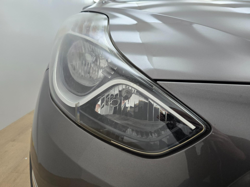 Hyundai Ix20 occasion 1.4i met trekhaak, cruisecontrol en clima airco | twe