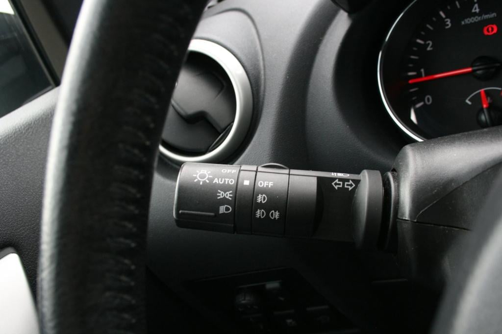 Nissan Qashqai 1.6 connect edition / pano / afn. trekhaak / camera