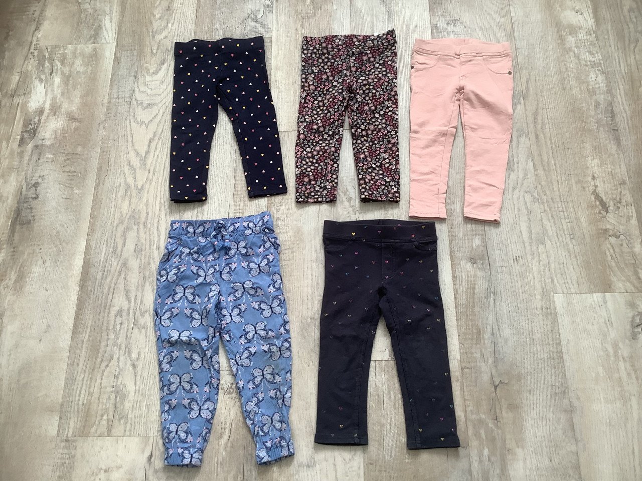 Meisjes Zomer Kledingpakket - Maat 92  - 52 stuks + 9 stuks