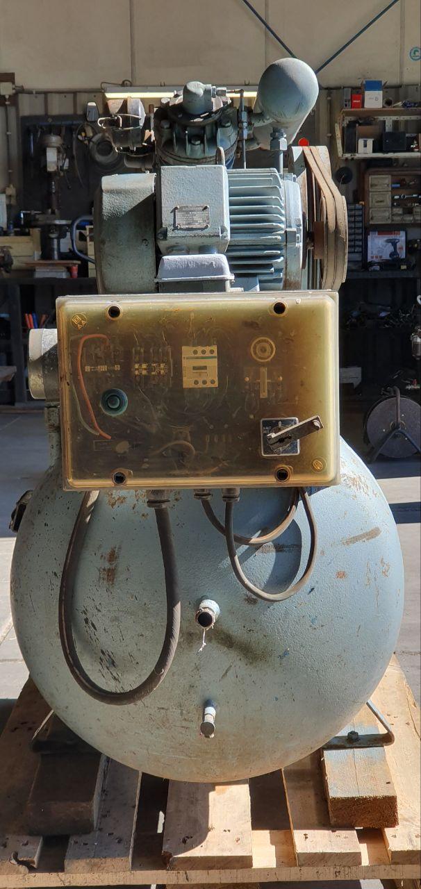 GRASSO compressor L-82-1 uit 1972 15Bar 380Volt 325Liter