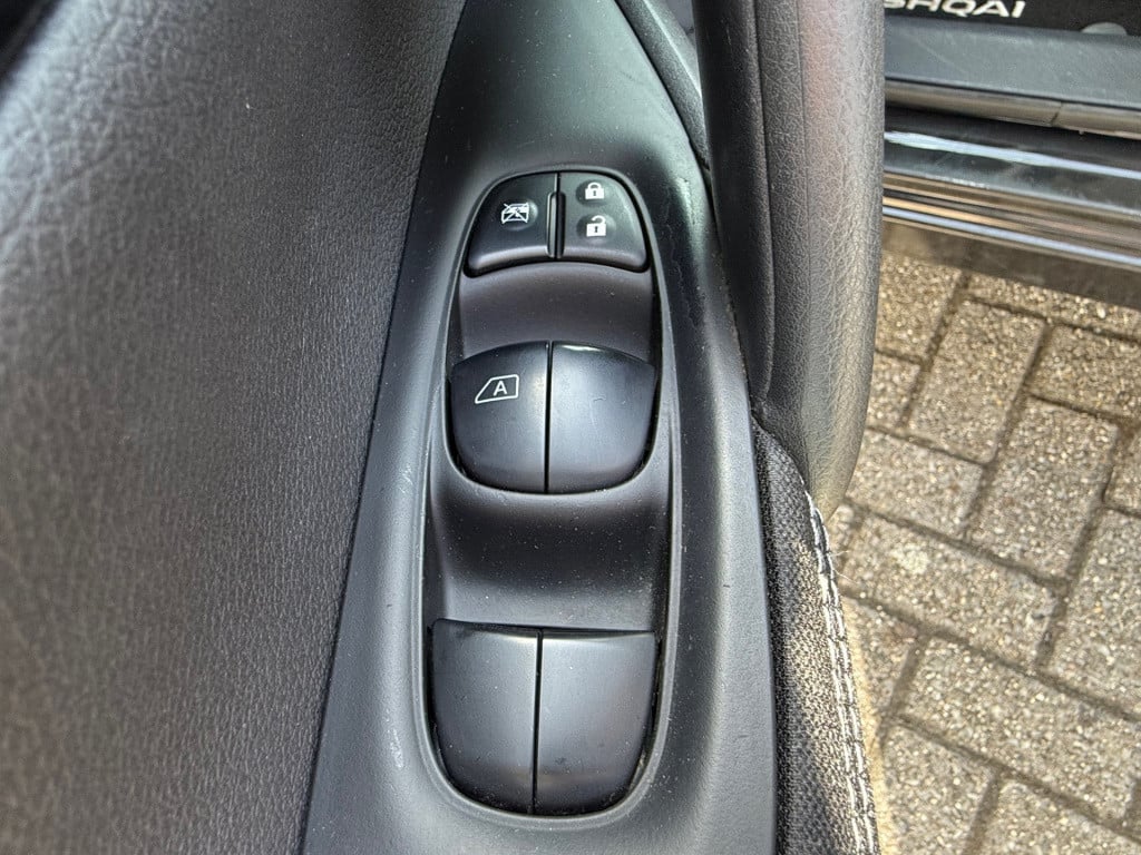 Nissan Qashqai 1.2 n-connecta