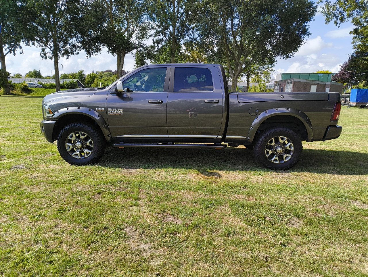 Dodge RAM 2500 6.4L V8 Limited Tungsten