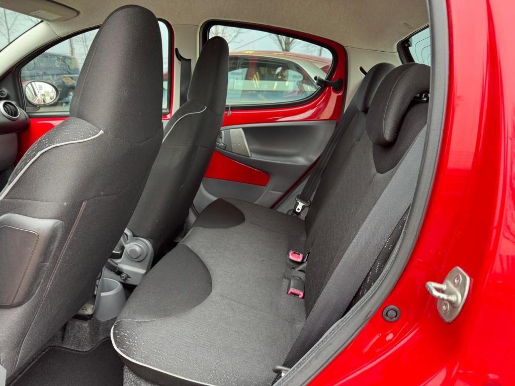 Peugeot 107 1.0-12v xs