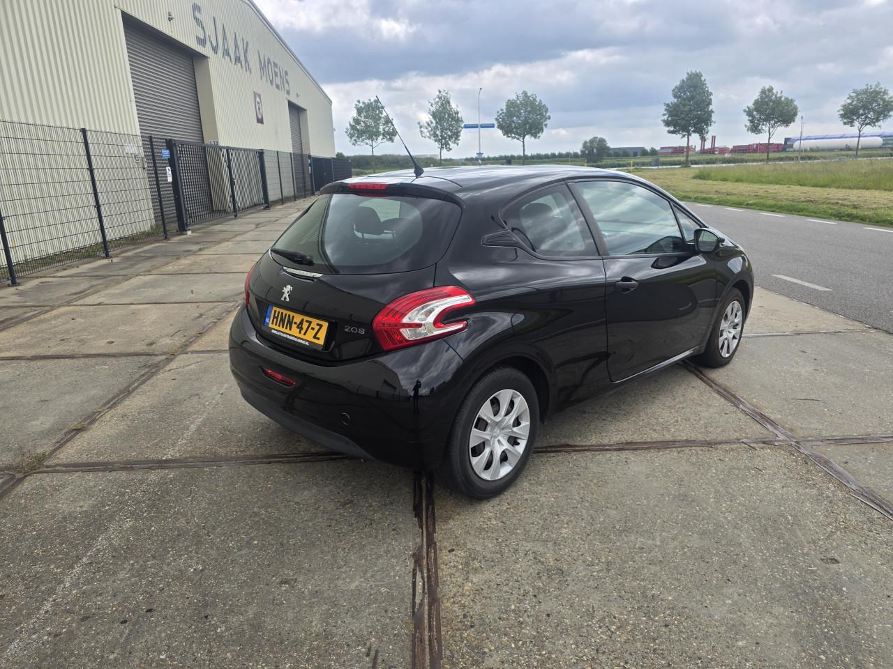 Peugeot 208 1.2 VTI Acces