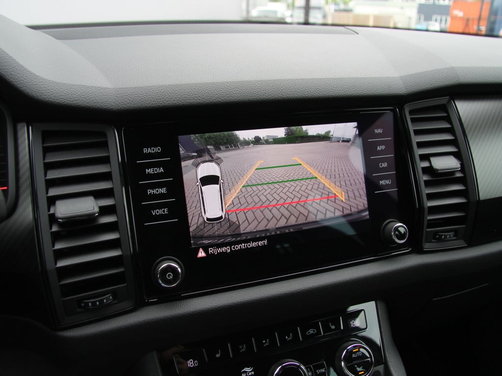 Skoda Kodiaq 1.5 tsi sportline 7p | acc | camera | trekhaak