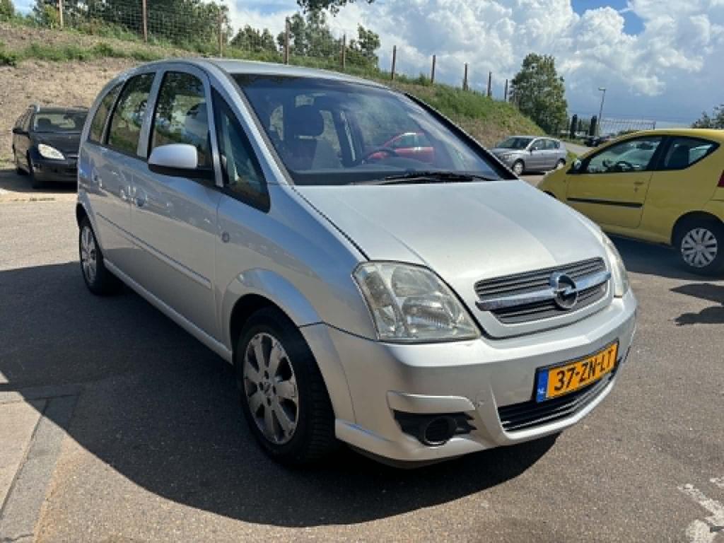 Opel Meriva 1.6-16v temptation