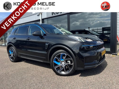 Lynk & Co 01 1.5 261pk plug in hybrid ,trekhaak , pano dak,car play,adaptiv