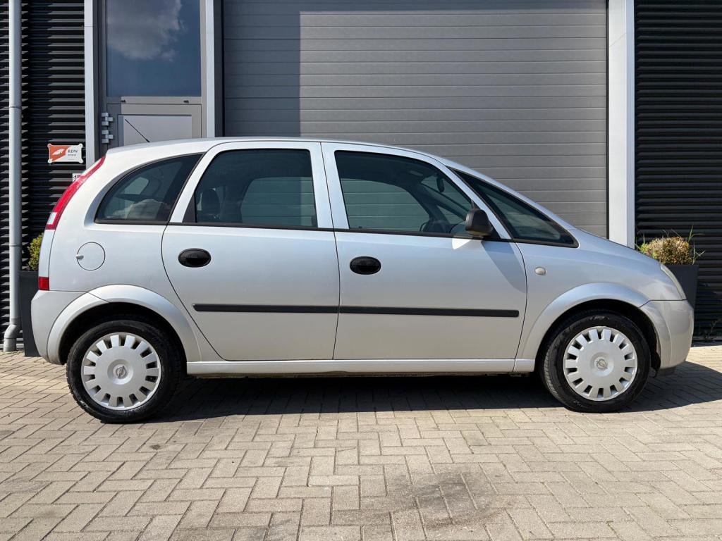Opel Meriva 1.6-16v essentia/104.000 nap/2e eigenaar/airco/hele nette auto/