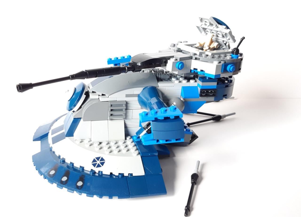 Lego Star Wars: 8018 Armored Assault Tank