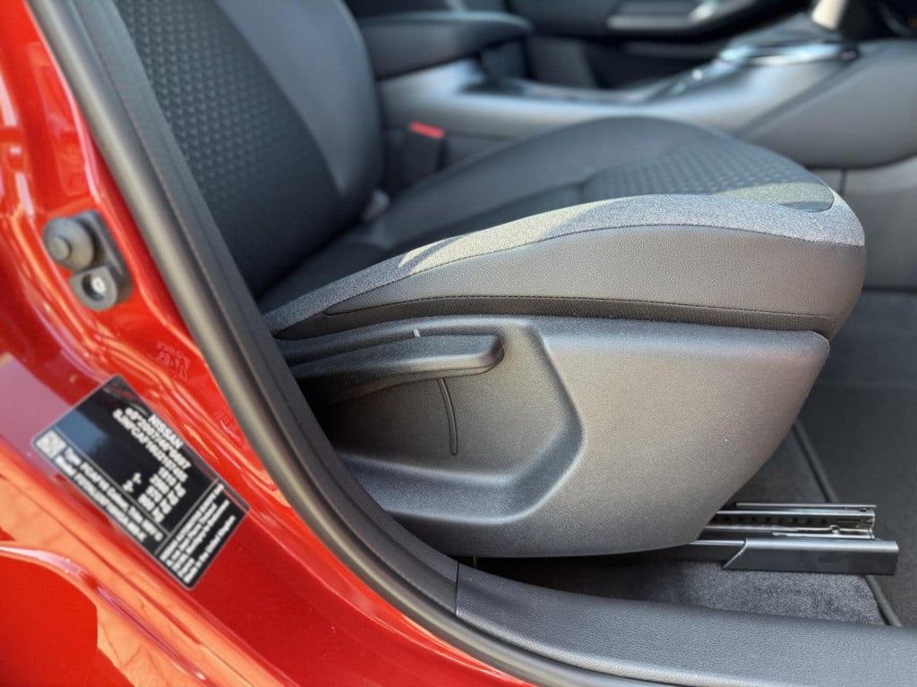Nissan Juke 1.6 hybrid n-connecta cold pack