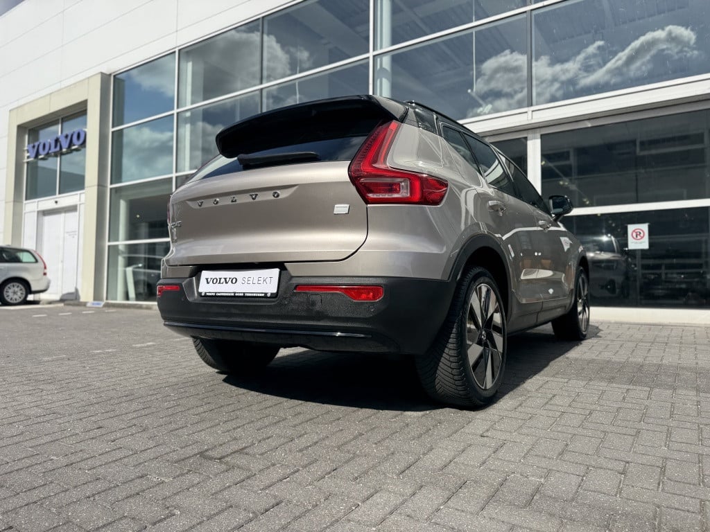 Volvo XC40 extended plus 82 kwh/252pk| adap.cruise| trekhaak| camera